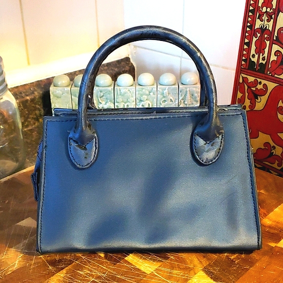 {Fina} Vintage🔹️Shoulder🔹️Crossbody🔹️Evening🔹️Handbag - Picture 3 of 8
